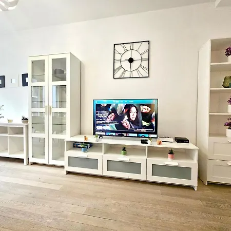 Well-balanced 2 Bedroom *