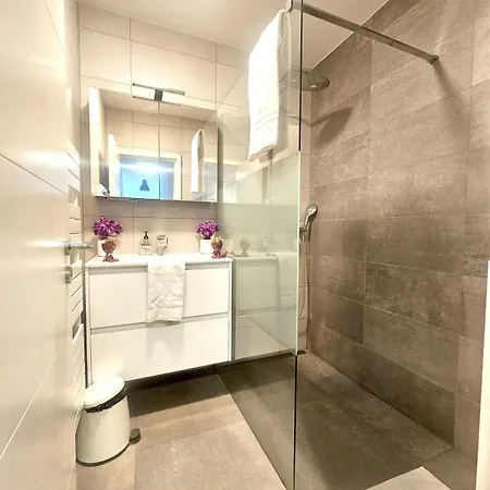 Well-balanced 2 Bedroom *